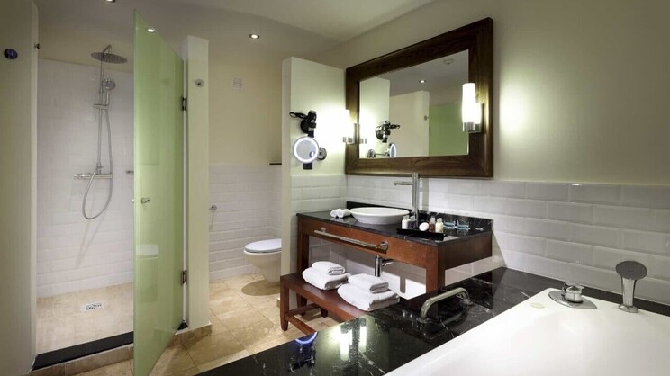 Grand Palladium Lady Hamilton Resort & Spa